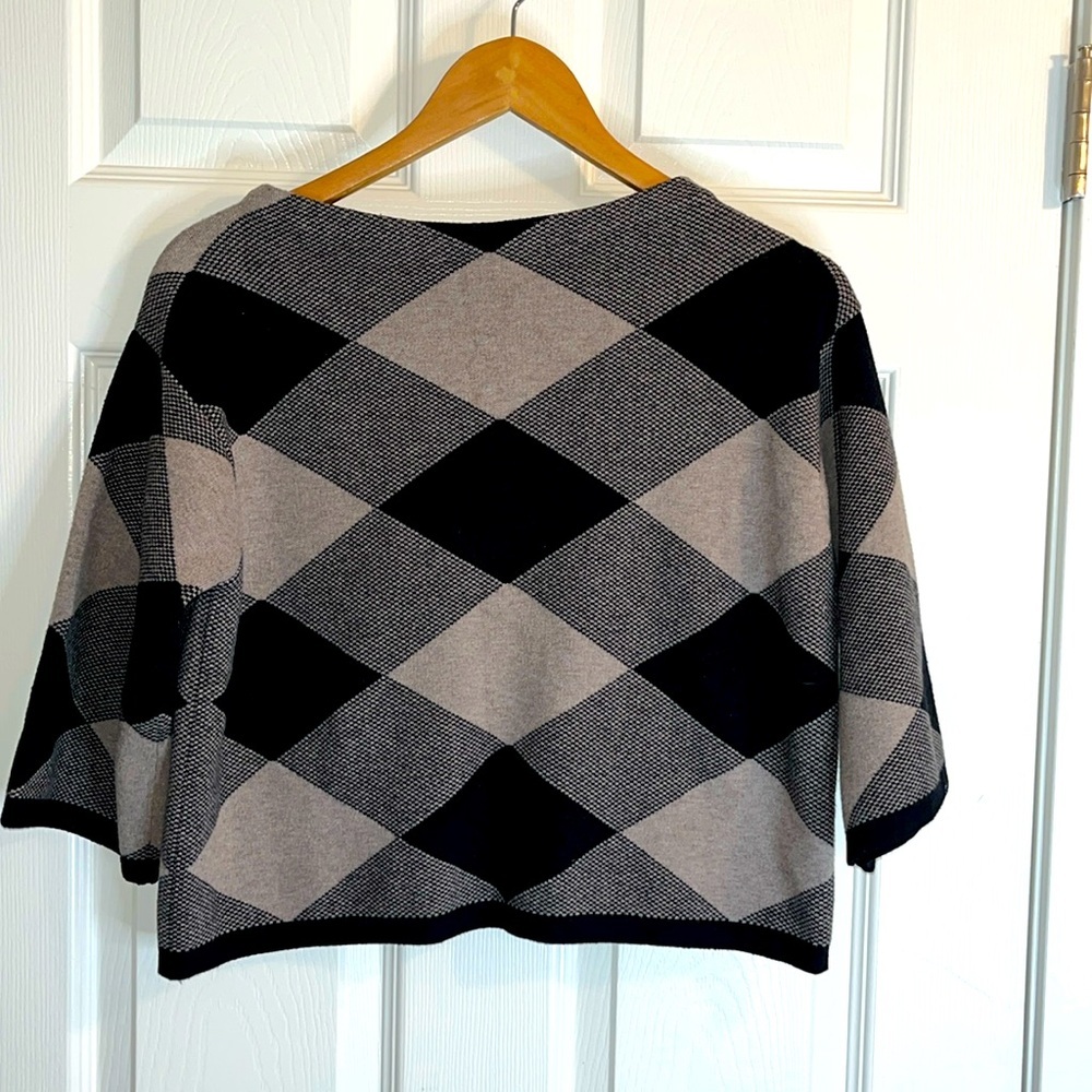 BLUOLTRE cropped pullover checkered black cream